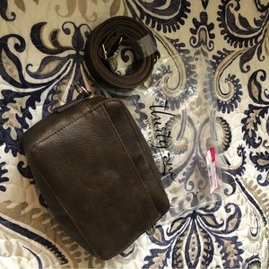 NWT Thirty -One Brown leather crossbody with strap